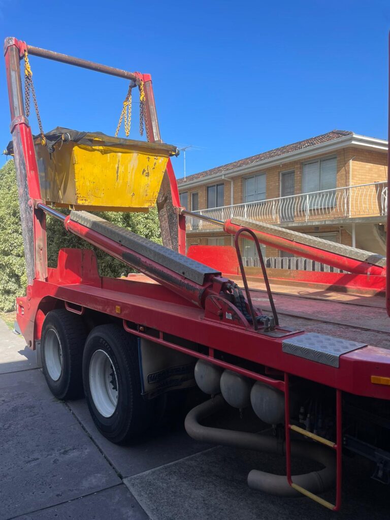 Skip Bin Hire in Sunshine